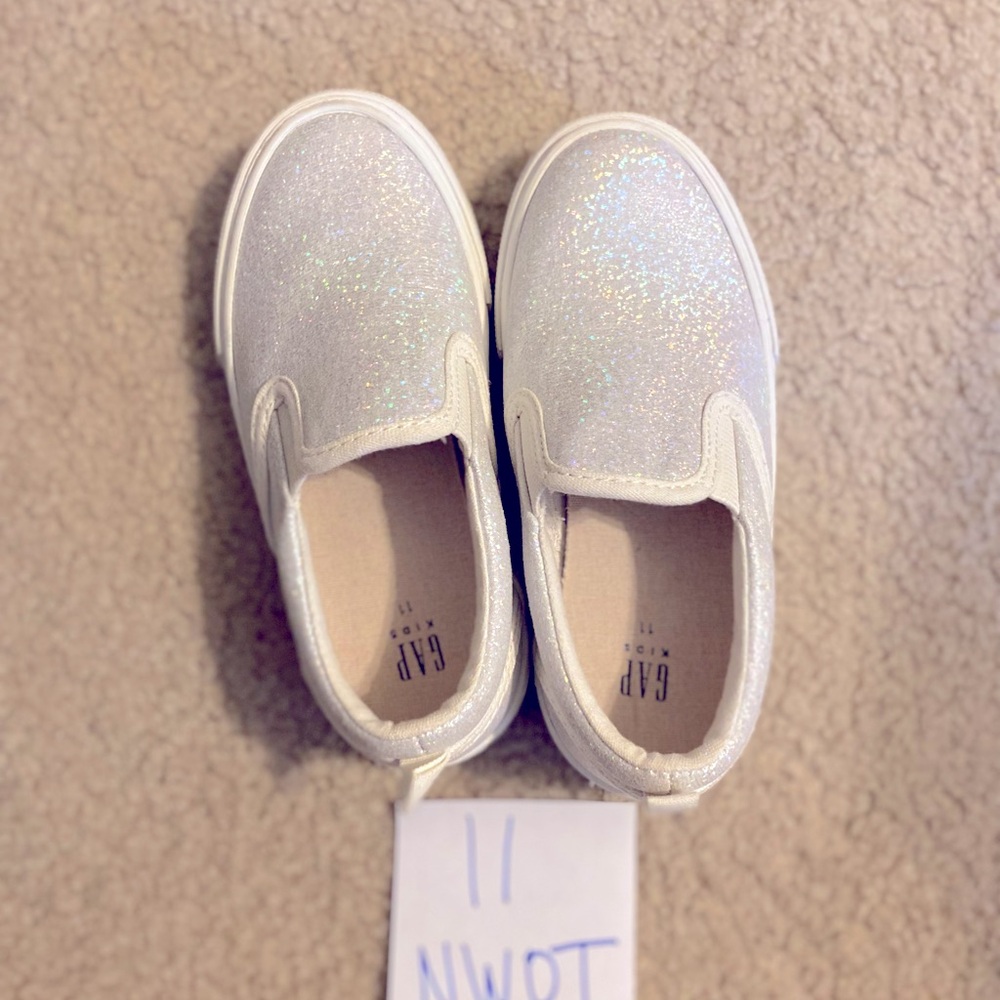 Gap slip-on shoes